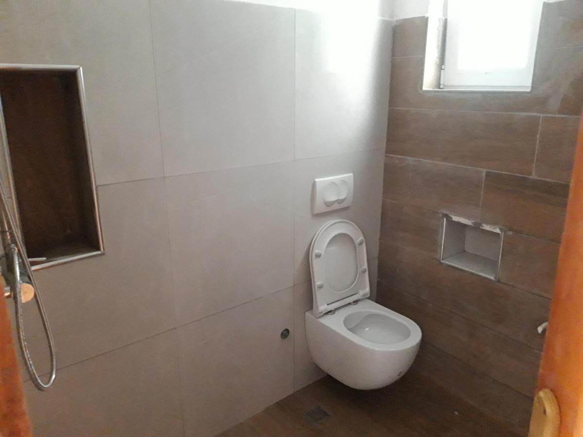 Bujtinat Skenderi Gjinar 2 Villa Екстериор снимка