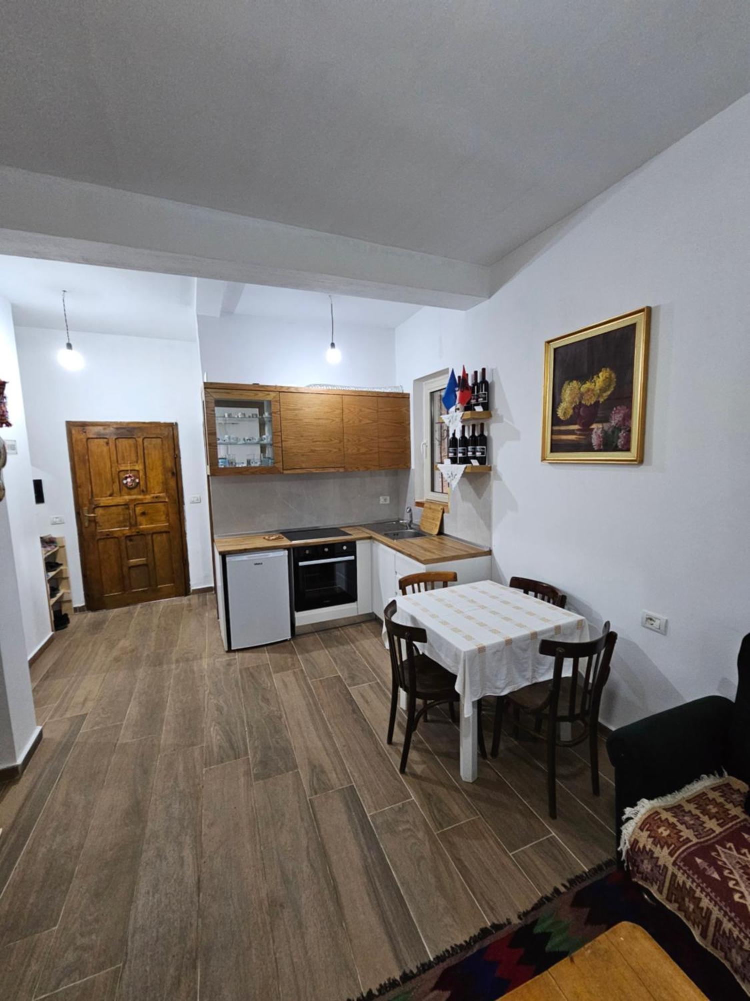 Bujtinat Skenderi Gjinar 2 Villa Екстериор снимка