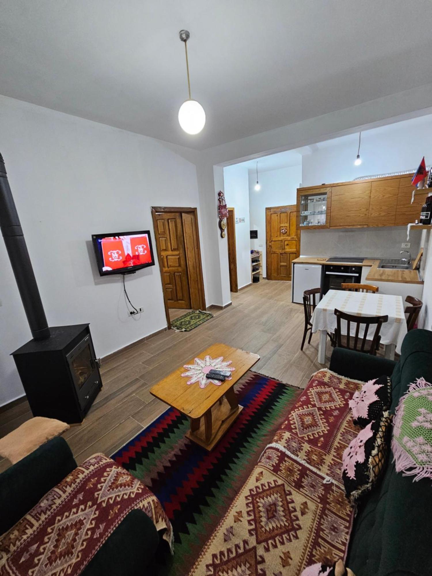 Bujtinat Skenderi Gjinar 2 Villa Екстериор снимка